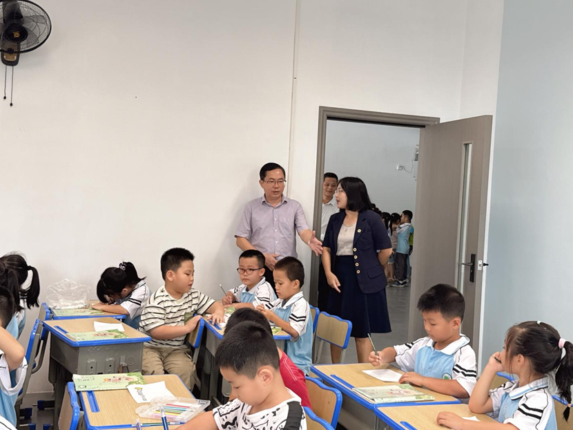 海南省教育厅陈振华一行到 竞彩足球
调研指导工作