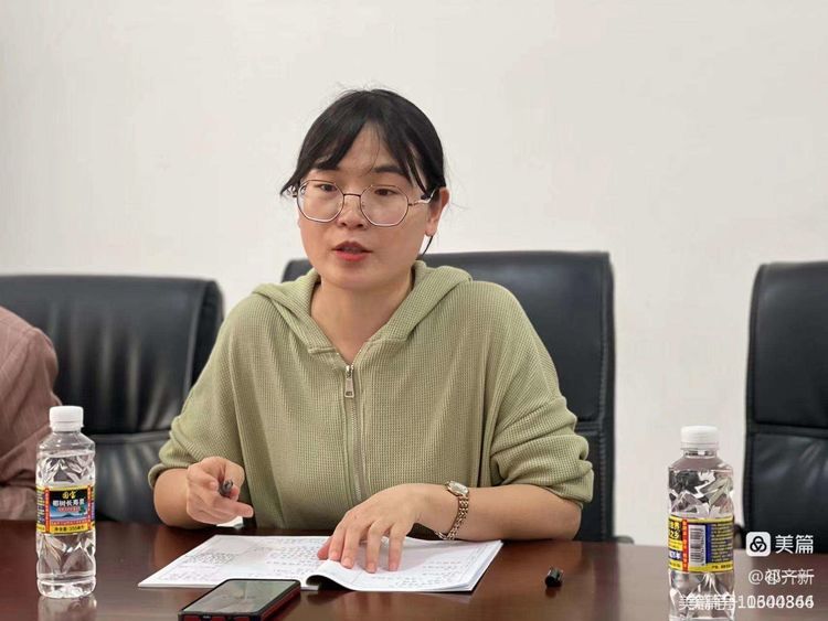 集思广益提实效 同课异构绽光彩――记竞彩足球
语文送教教研活动