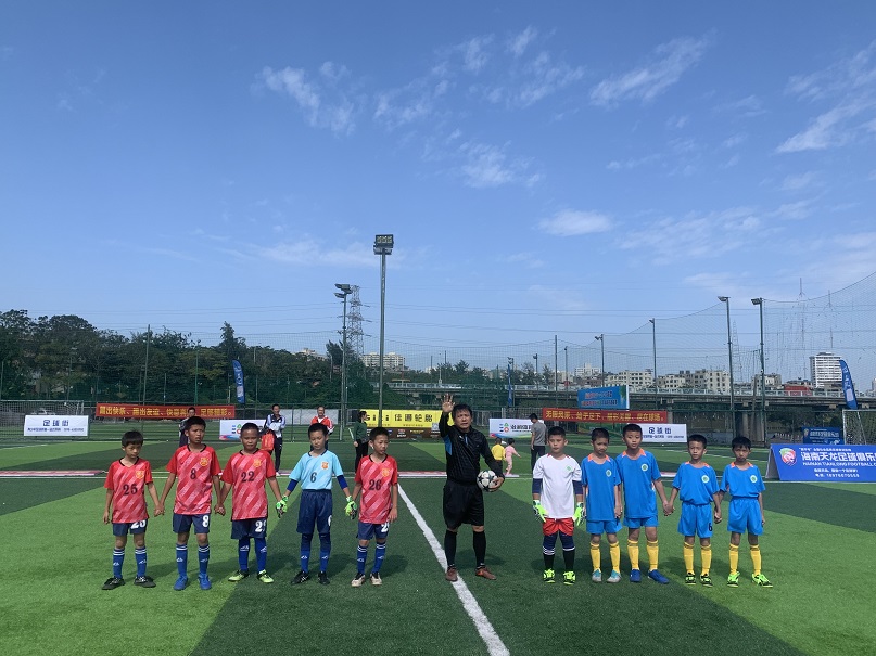 祝贺校足球队参加2021年琼山区校园足球联赛荣获U10组第三名