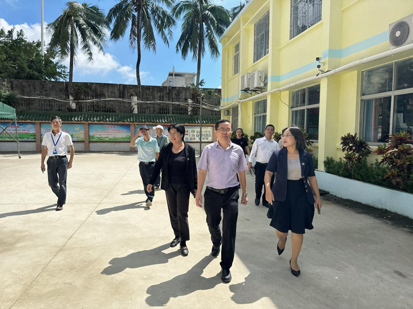 海南省教育厅陈振华一行到 竞彩足球
调研指导工作