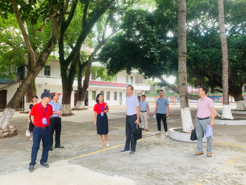 省教育厅陈长宽副厅长带队调研竞彩足球
