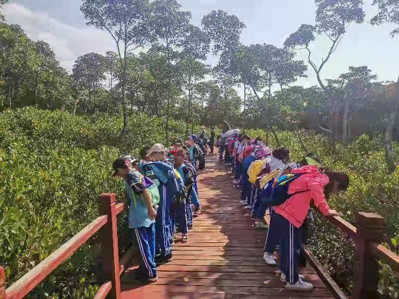 踏寻红色足迹，做时代好少年――海南师范大学实验小学2021年研学旅行社会实践活动