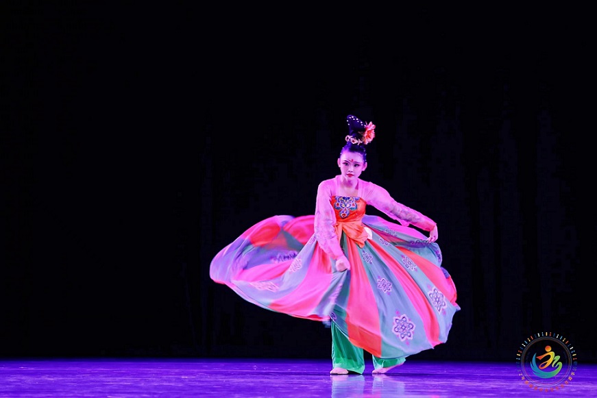 喜报！六(5)班张可馨同学参加海南省中小学艺术展演荣获小学组舞蹈（独舞）一等奖