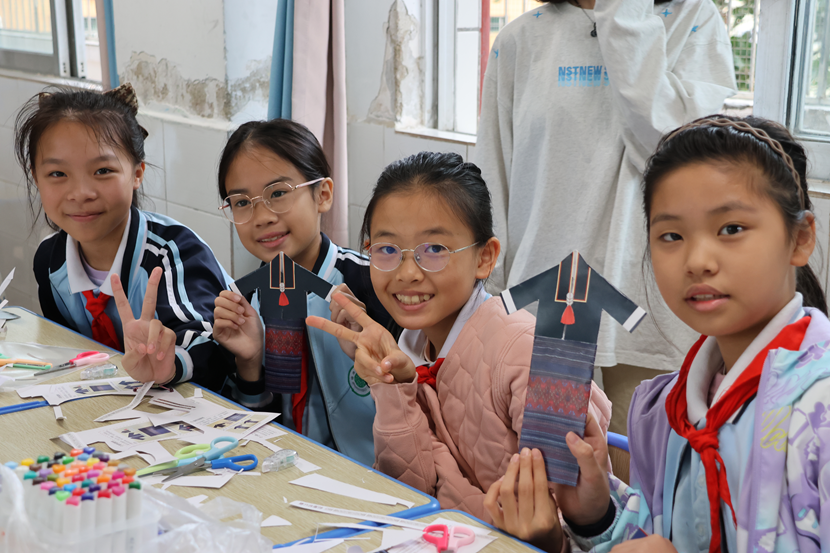 副校长张引带领教学团队来竞彩足球
开展听课活动