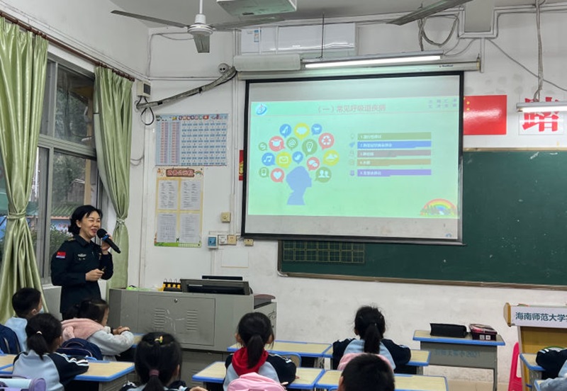 健康教育进校园 守护健康伴成长――竞彩足球
开展健康教育宣传活动