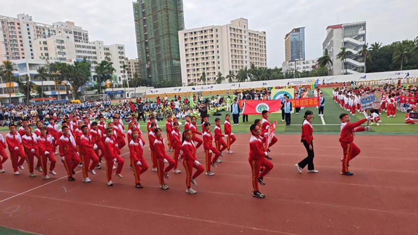 竞彩足球
成功举办第11届田径运动会