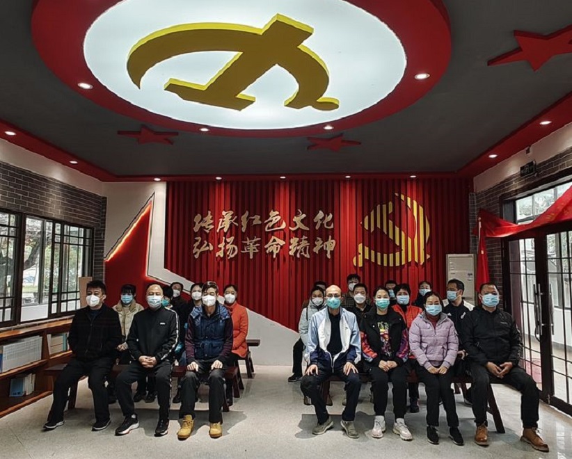 “学习二十大 勇担新使命”竞彩足球
机关第二十党支部主题党日活动